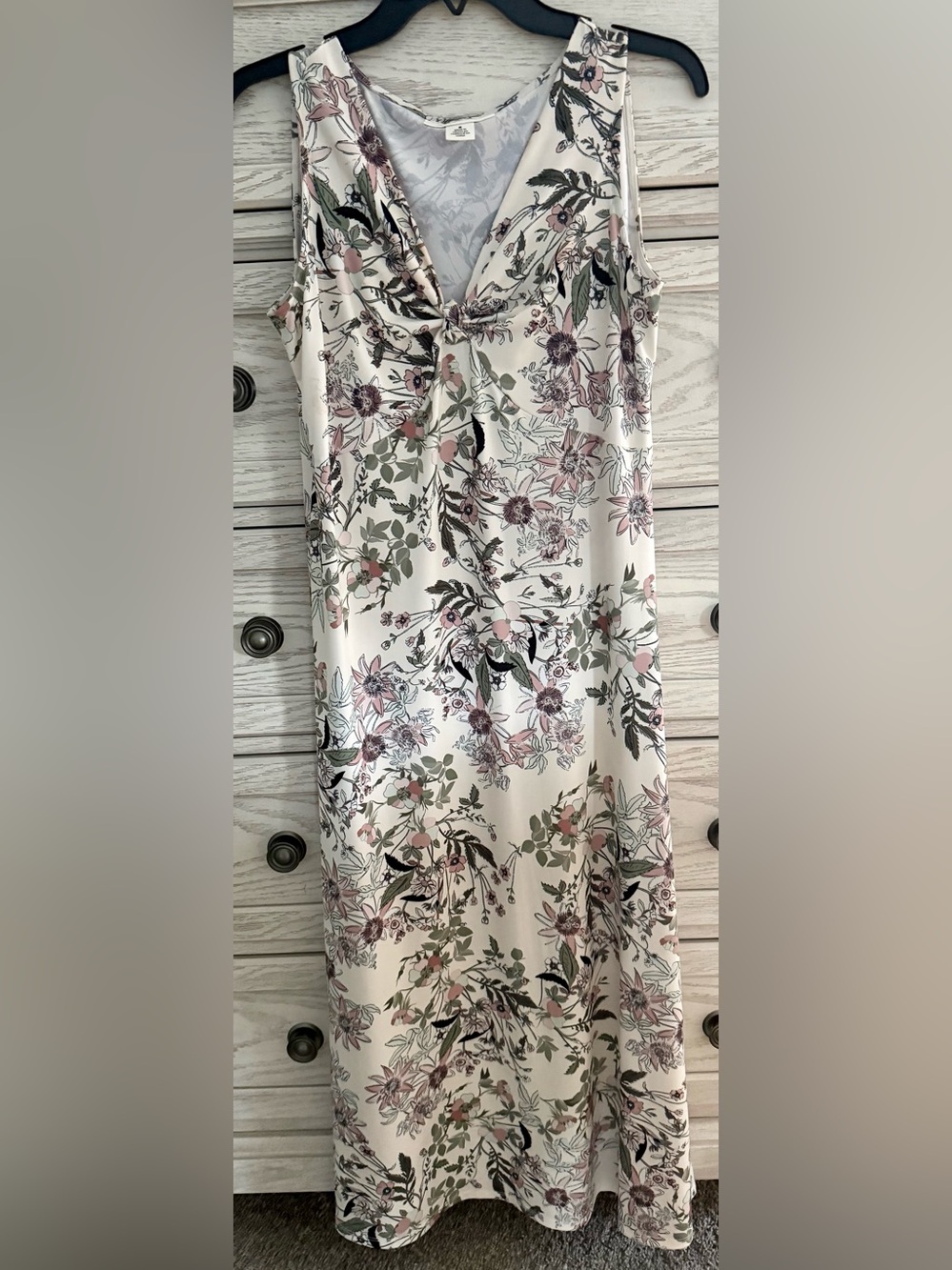 Skye's the Limit Floral Maxi Dress in Cream and Dusty Rose (S)